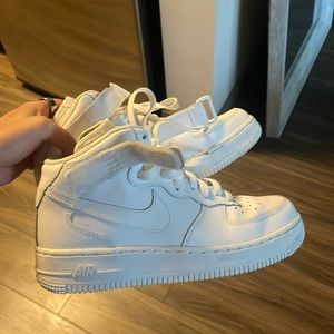 Nike kids Air Force one medium tops